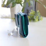 青色のパイソン蛇革財布の側面|超軽量で大容量な二つ折り財布