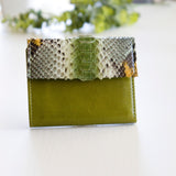 コンパクト二つ折り財布 蛇革 パイソン (ジェイド)