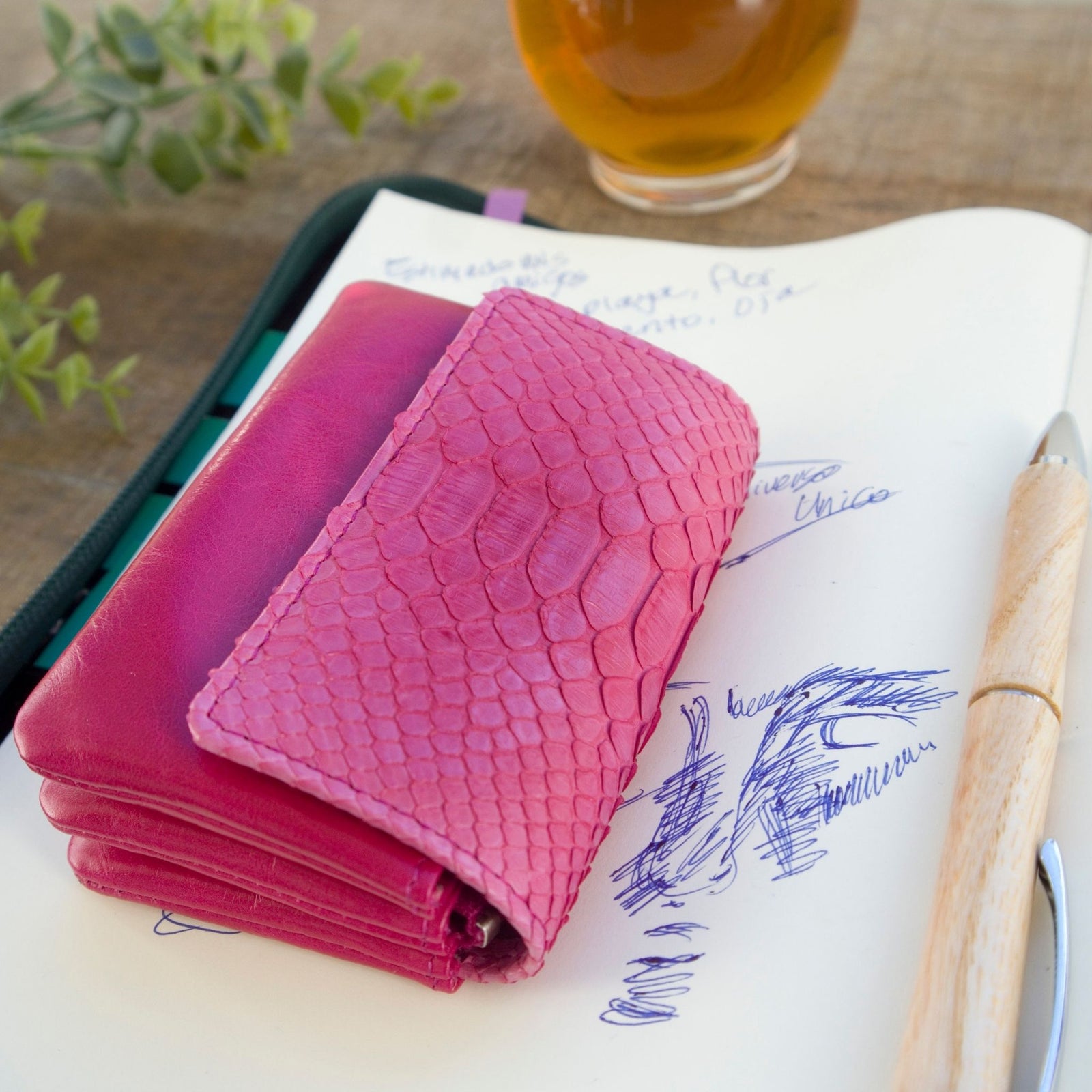 ミニ財布 モネ 蛇革 パイソン（フクシア）｜étonné エトネ公式