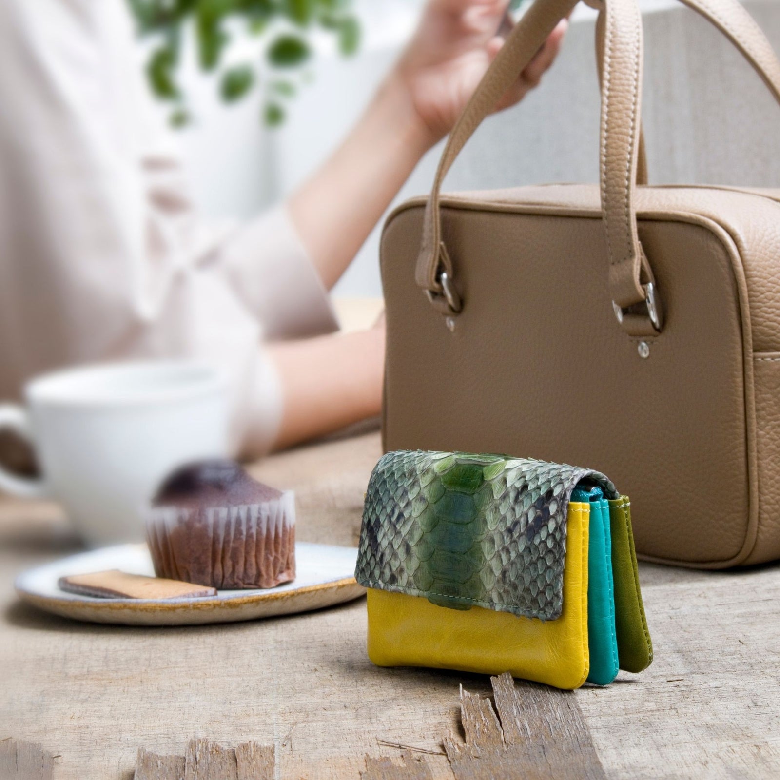 MELON & CO. 本革ミニ財布 緑 本革ヌメ革 レザー グリーン 緑のお金の貯まる幸運のミニ財布