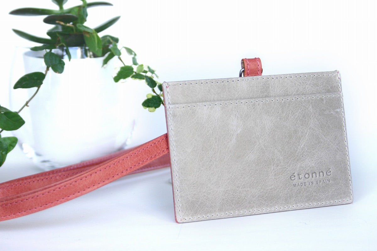 ID カードホルダー イディ Idy （アッシュ・キティピンク)| étonné