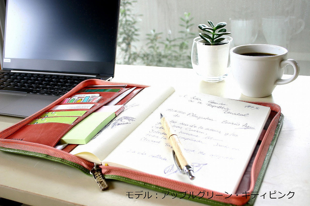 Excellence クラッチバッグ パイソン リブレタ Libreta （アネモネ
